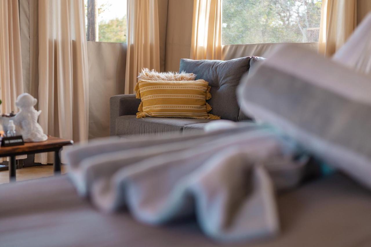 Umkumbe Bush Lodge - Luxury Tented Camp Sabi Sand Vadrezervátum Kültér fotó
